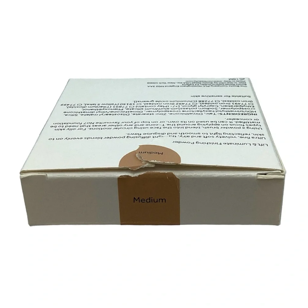 No. 7 Lift & Luminate Triple Action Translucent Finishing Powder, Medium - Picture 7 of 8
